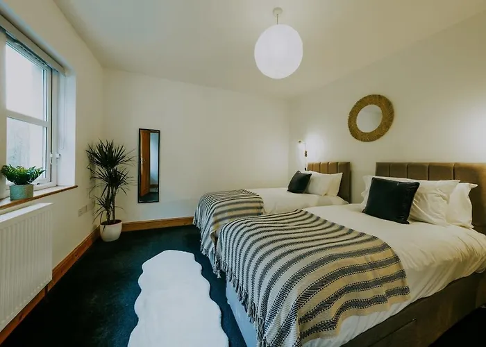 Apartman The Unicorn's House Sleeps 10 People Bristol