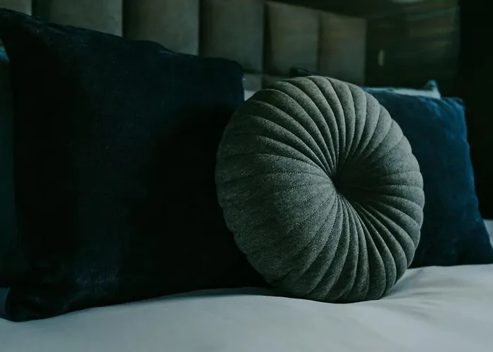 Apartman The Unicorn's House Sleeps 10 People Bristol