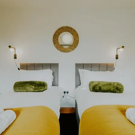 Apartamento The Unicorn's House Sleeps 10 People *